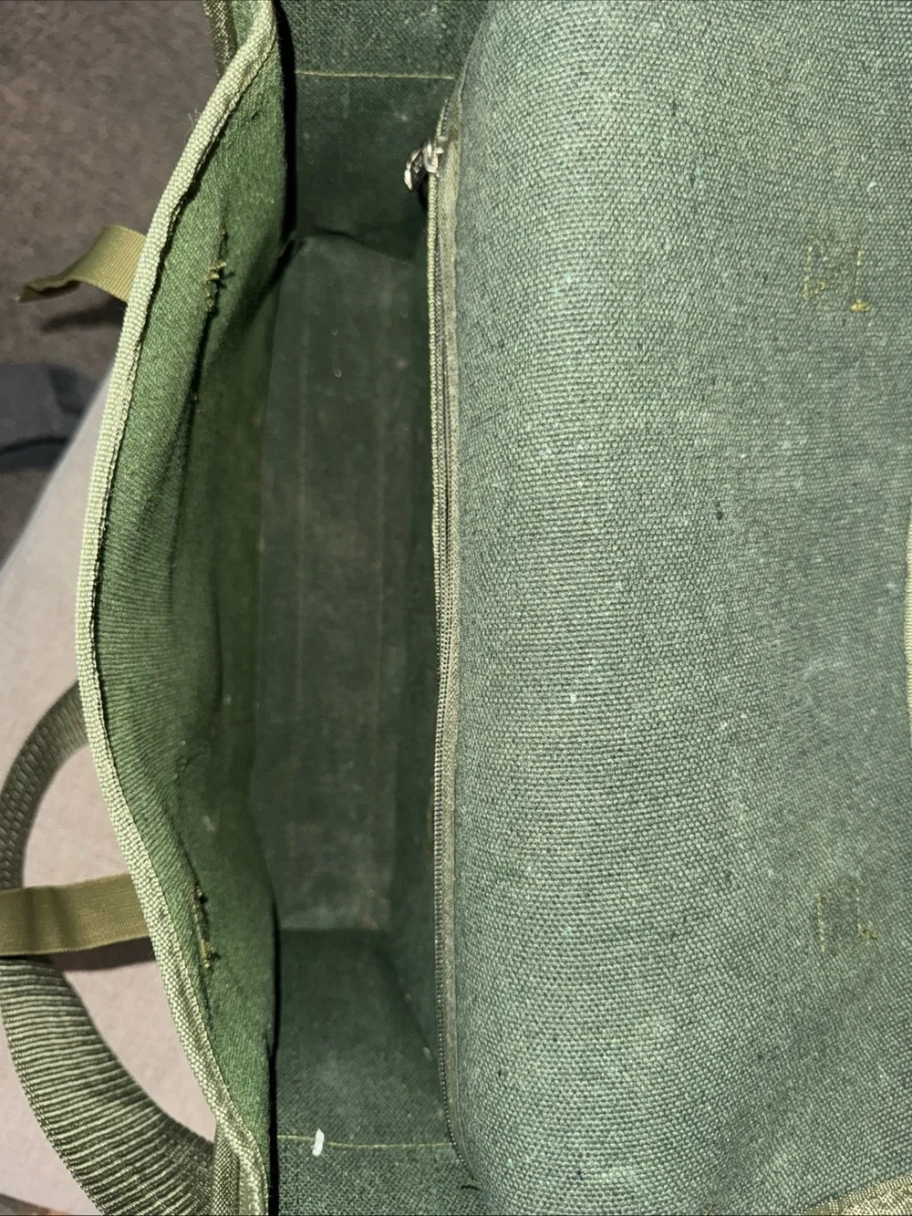 Source Unknown Olive Canvas Messenger Bag with Buckle Straps